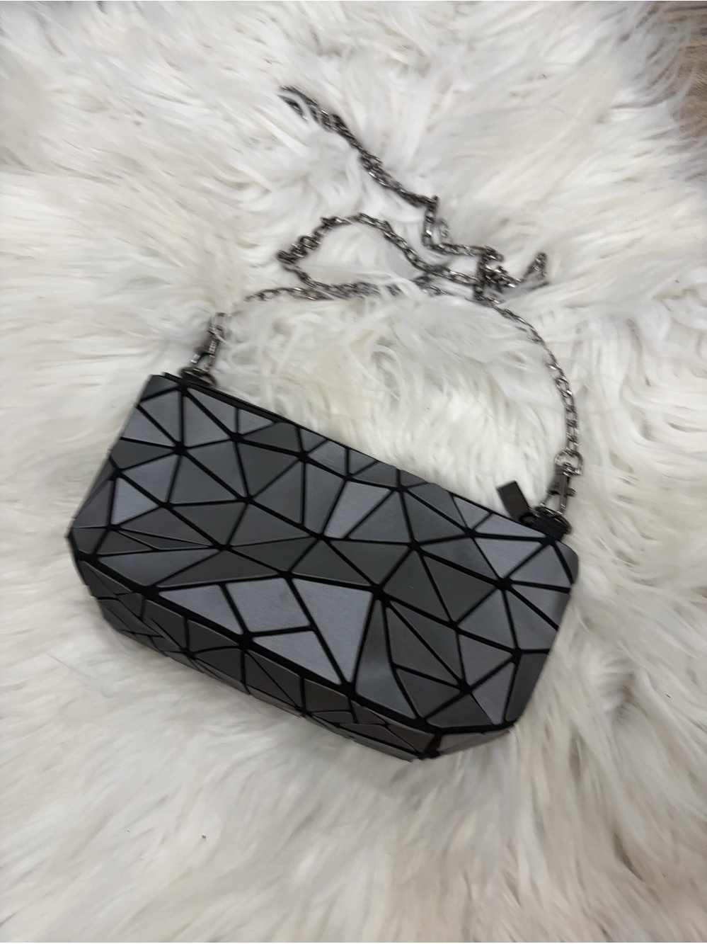 Sleek Gray Geometric Crossbody with Silver Chain